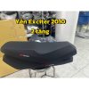 Yên Exciter 2010 muốt vàng 2 tầng form vừa ,mua về lắp vào xe dễ dàng .